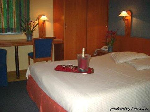 Hotel Brugotel Bruges Room photo